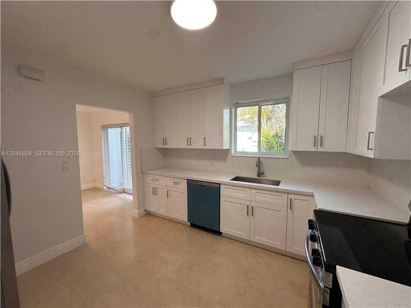 1130 Cotorro Ave - Photo 2 of 21