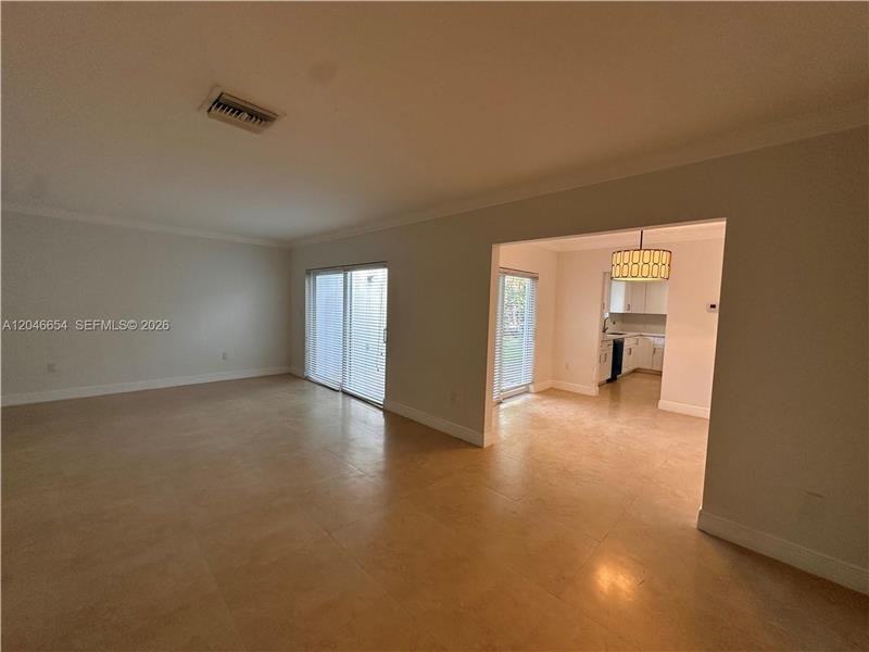 1130 Cotorro Ave - Photo 5 of 21