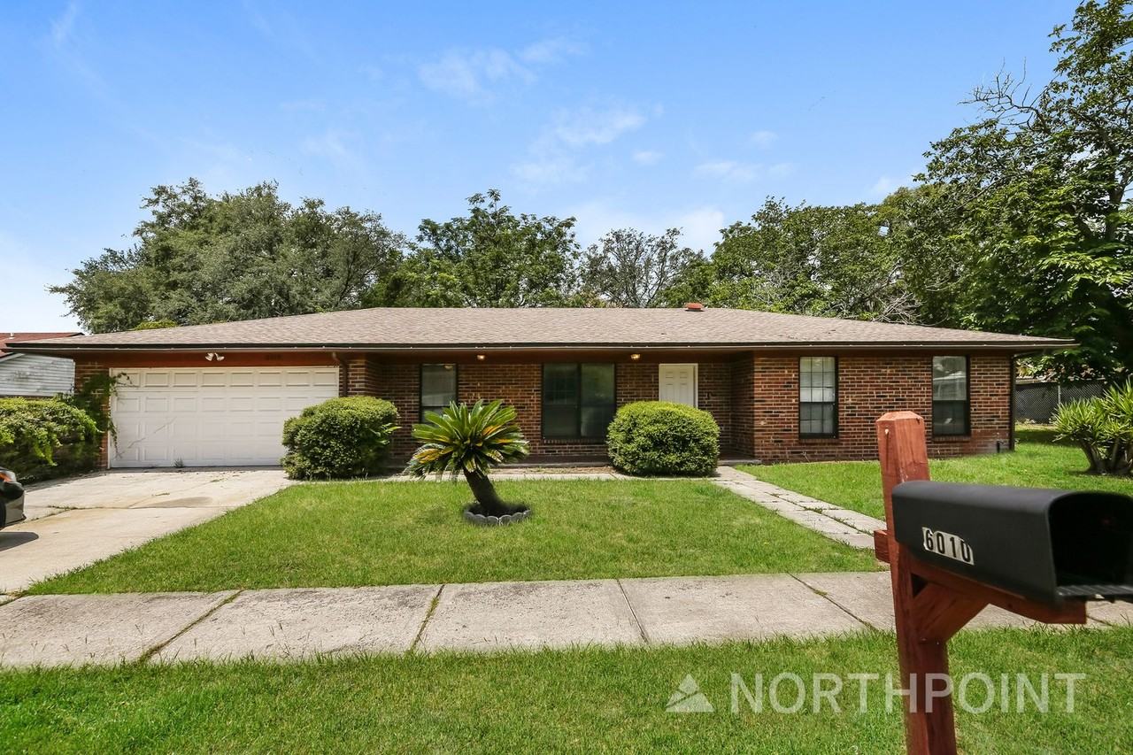 6010 Hillman Dr