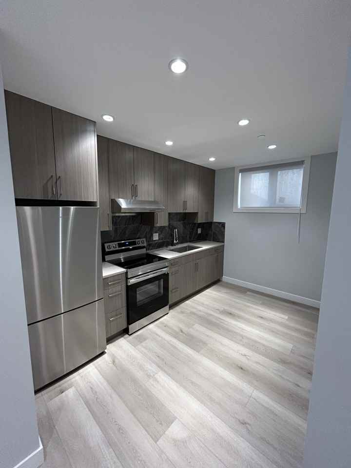 3340 West King Edward Avenue #2 - Photo 4 of 11