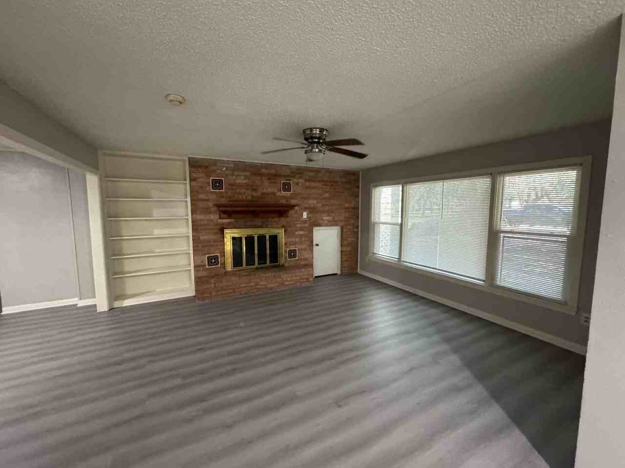 3500 Sturgis Ln - Photo 2 of 12