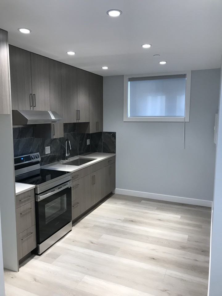 3340 West King Edward Avenue #2 - Photo 5 of 11