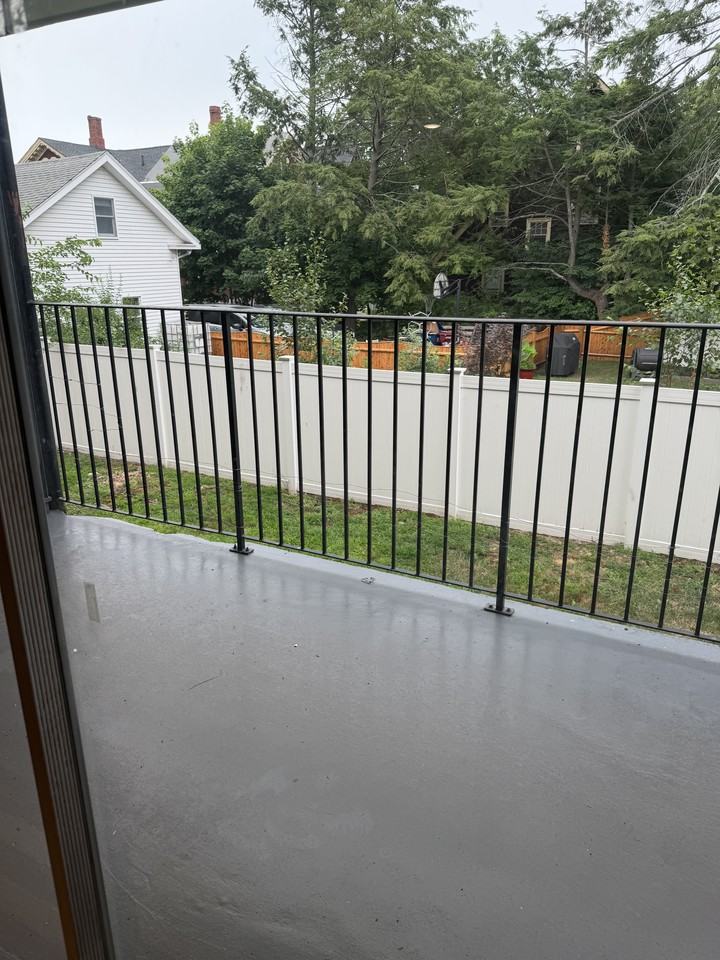 W Emerson St #7 - Photo 3 of 7