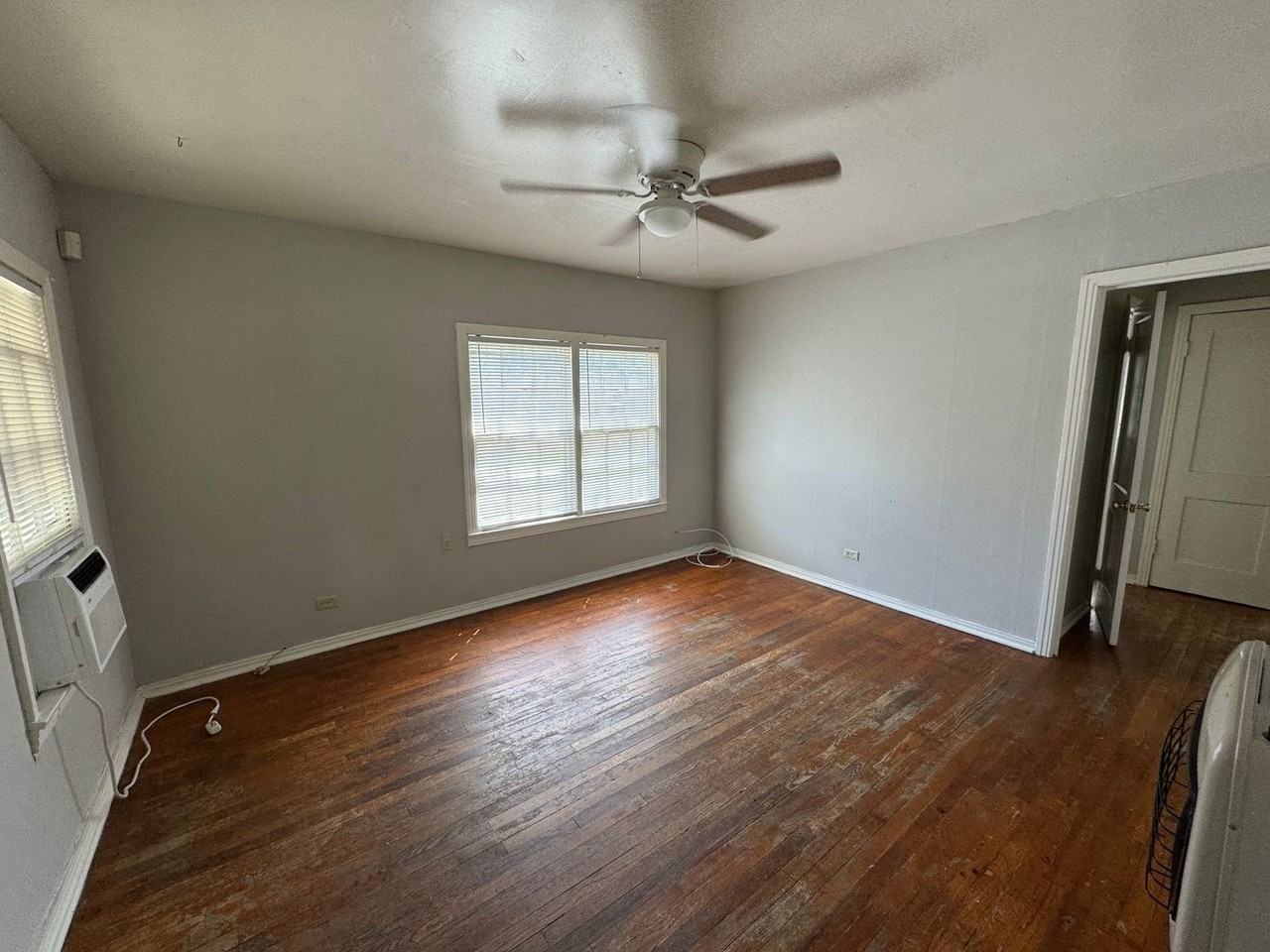 3624 N 23rd St - Photo 4 of 7