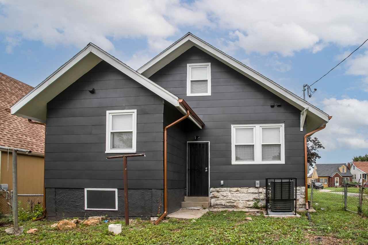 4421 Bellefontaine Ave - Photo 4 of 31