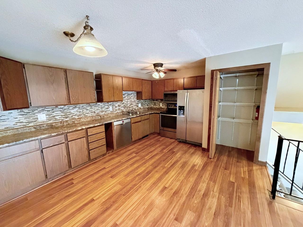 1707 Hallmark Ave N - Photo 7 of 24