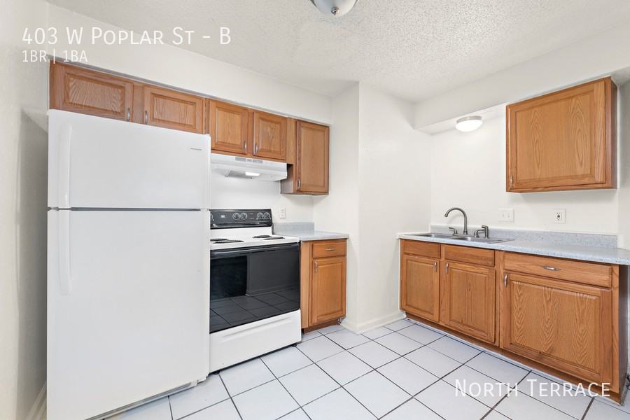 Poplar Place - Photo 6 of 17