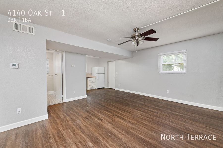 Oak Street - Photo 3 of 14
