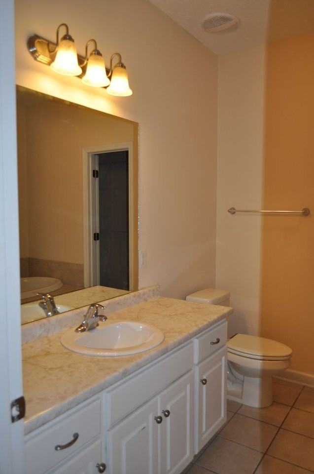 304 Palm Ave - Photo 2 of 5