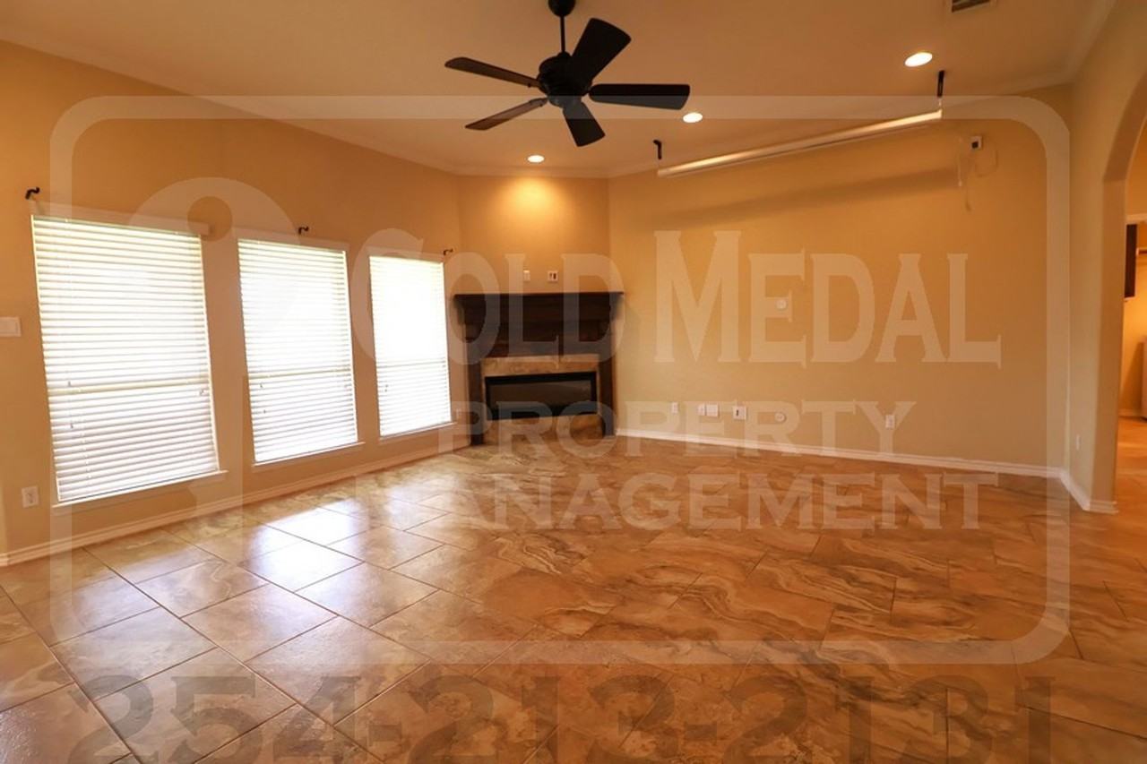 6009 Cordillera Dr - Photo 5 of 36