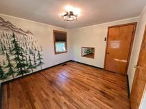 513 Se 12th Dr - Photo 1 of 1
