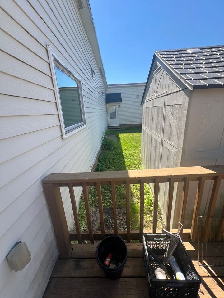 305 E Maple St - Photo 5 of 15