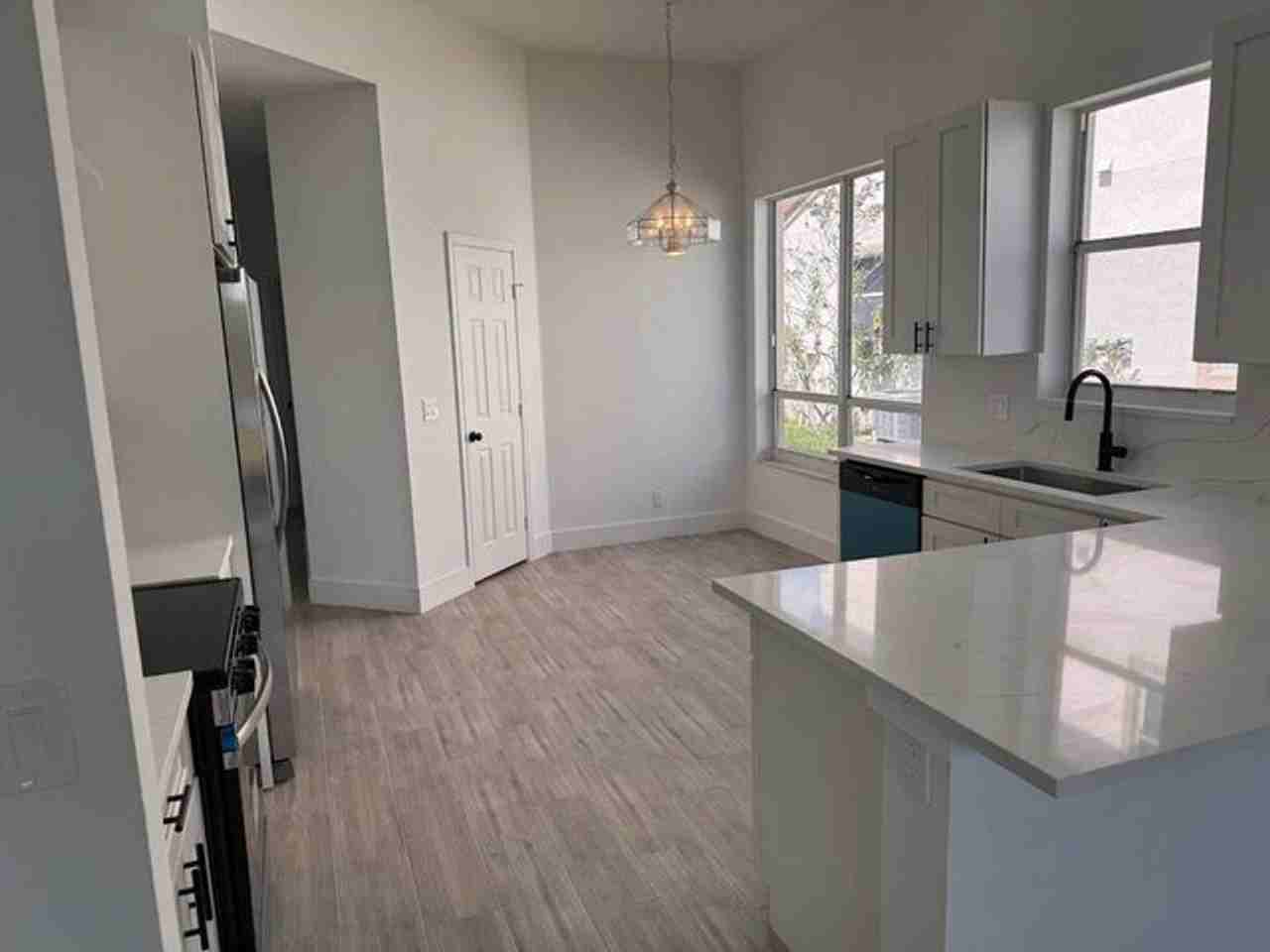 13377 Nw 14th St - Photo 2 of 13