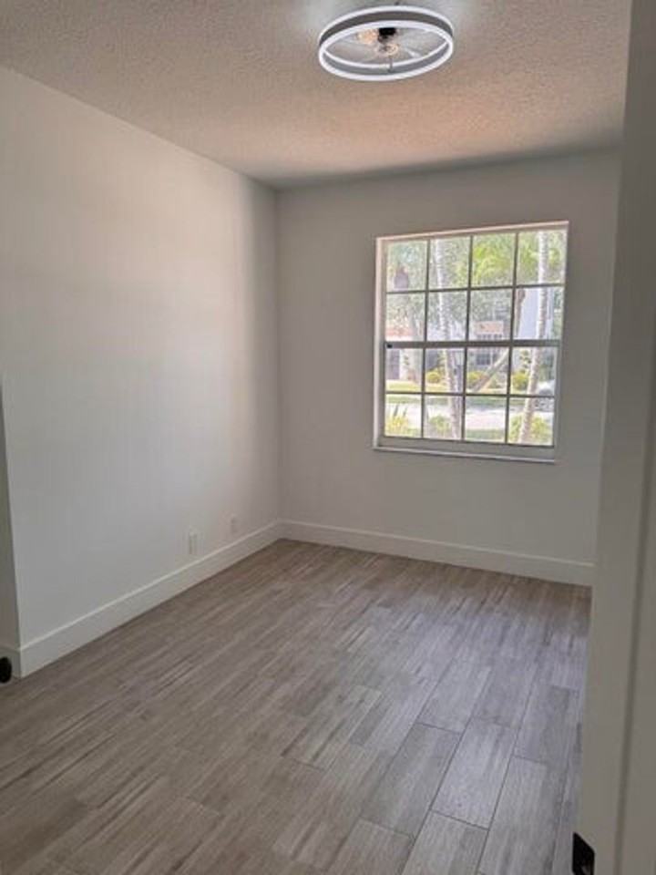 13377 Nw 14th St - Photo 6 of 13