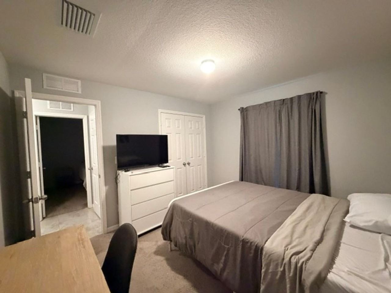 1220 Ne 11th Ter - Photo 4 of 13