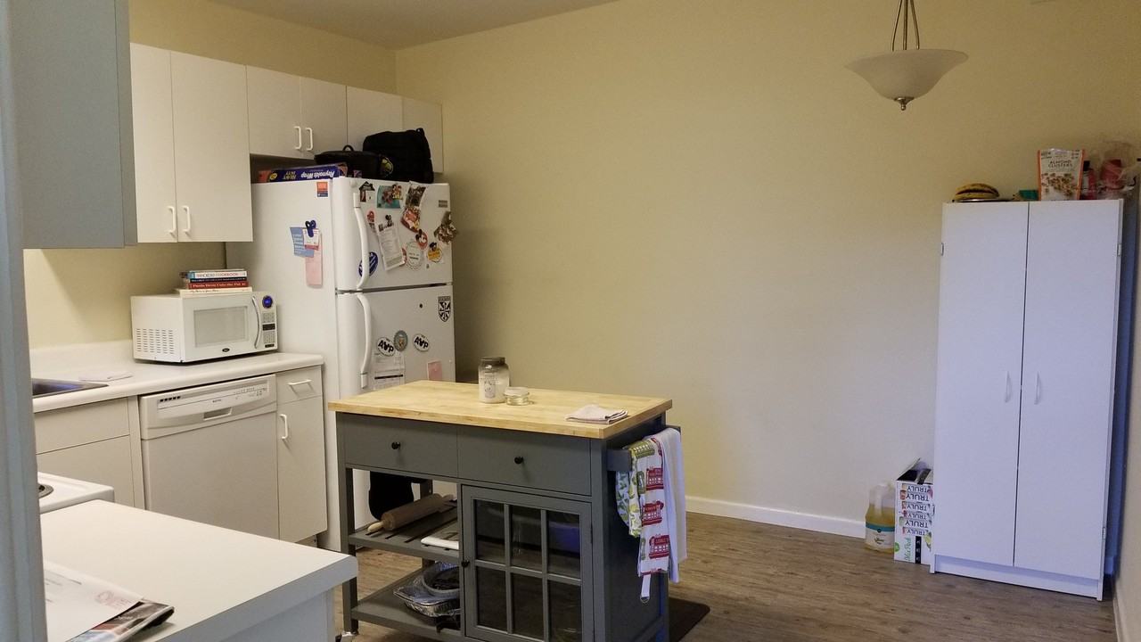 727 Halifax Ave - Photo 7 of 21