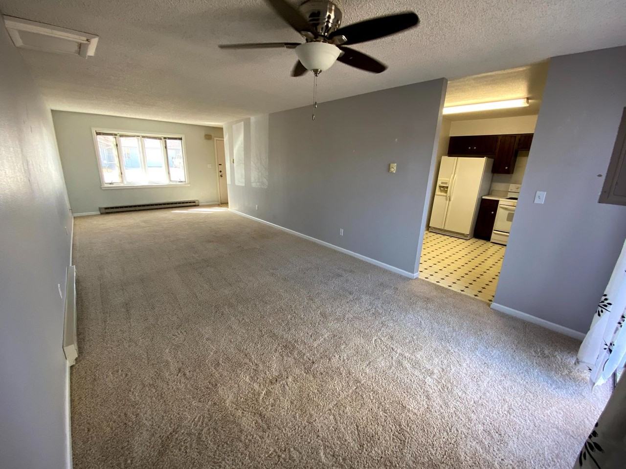2110 Prairie Rd - Photo 5 of 50