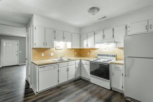 1109 Mcbrien Road - Photo 1 of 1