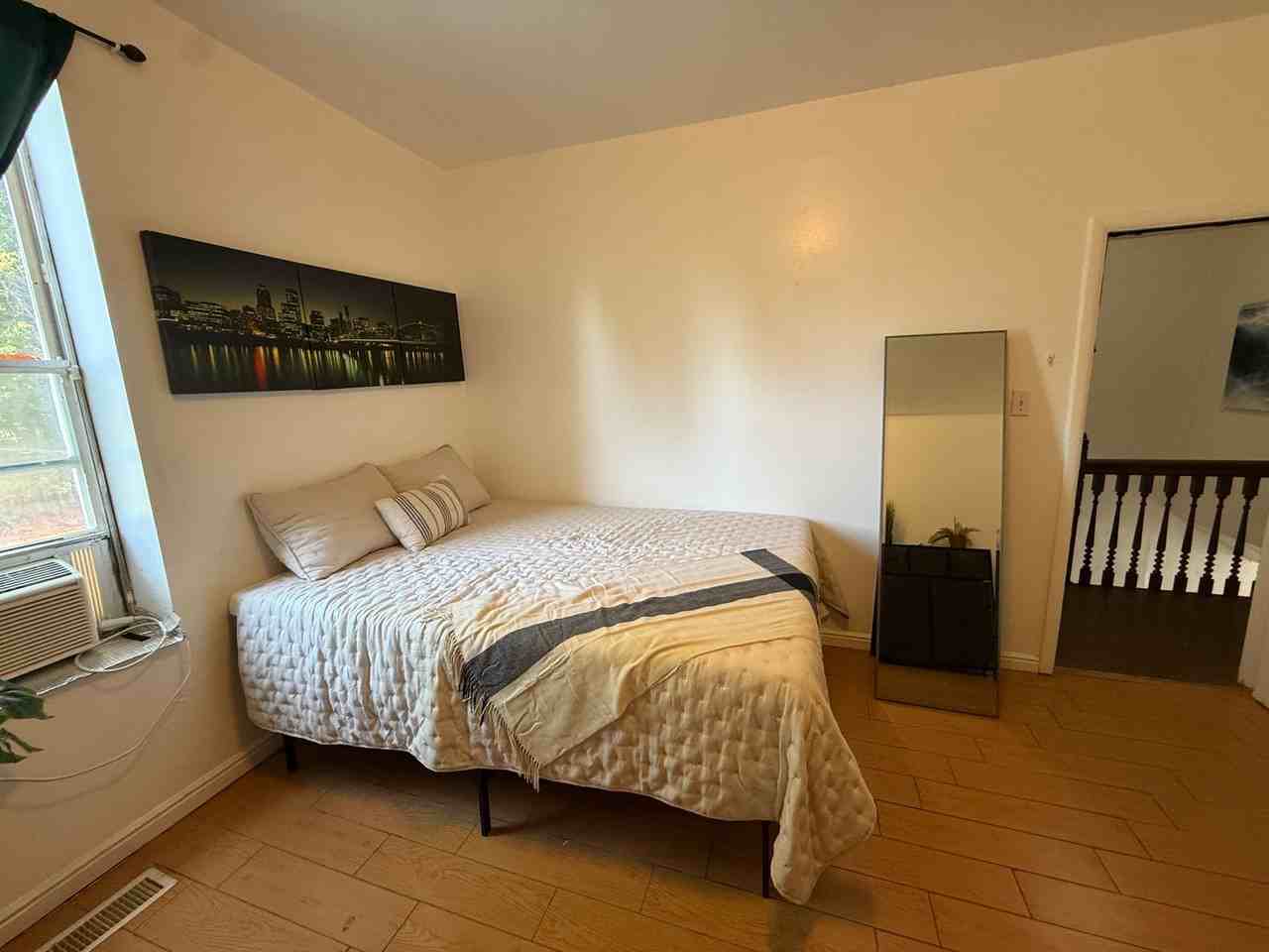 757 E 2nd Ave - Photo 3 of 35