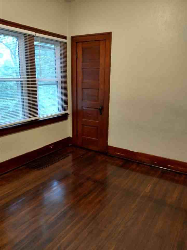 1932 11th Avenue B - Photo 3 of 6