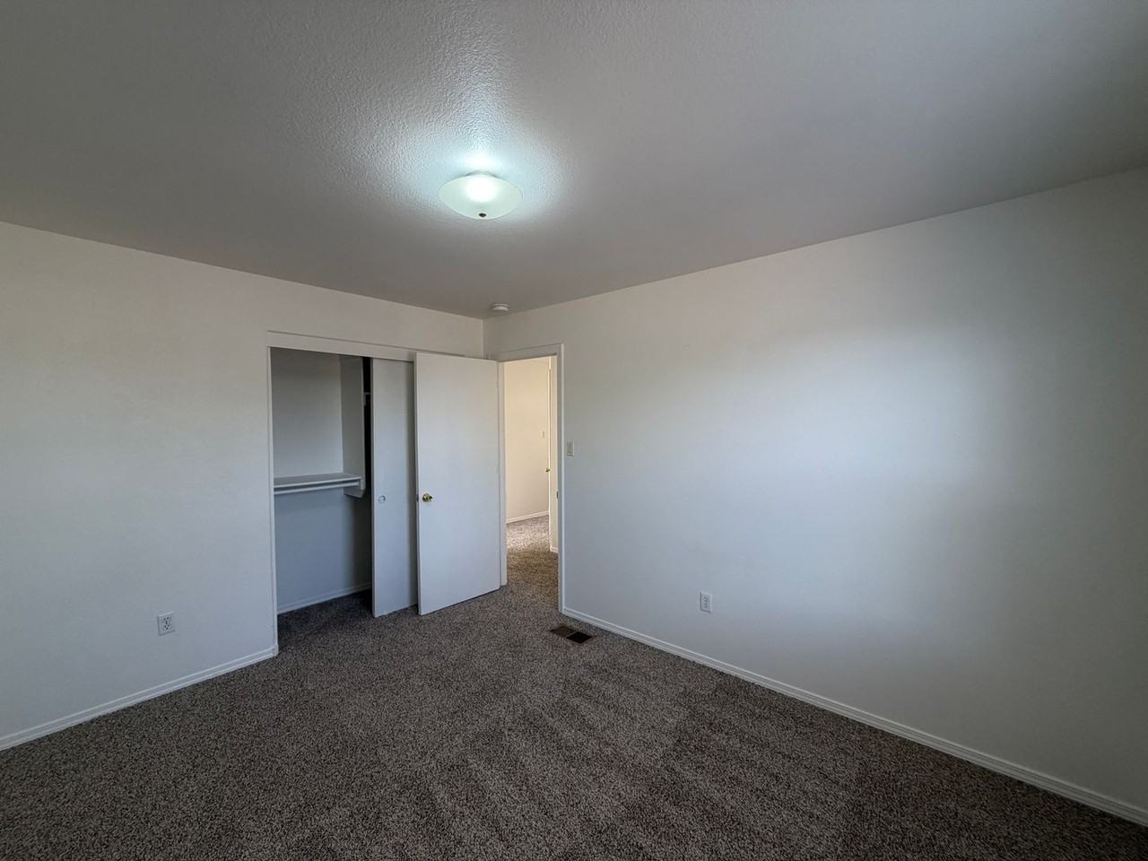 6901 Don Xavier Ave Sw - Photo 7 of 36