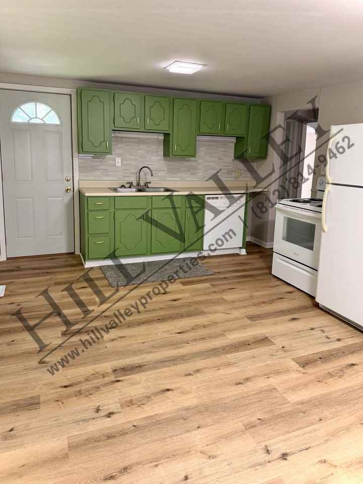 1012 E Marley Dr - Photo 3 of 8