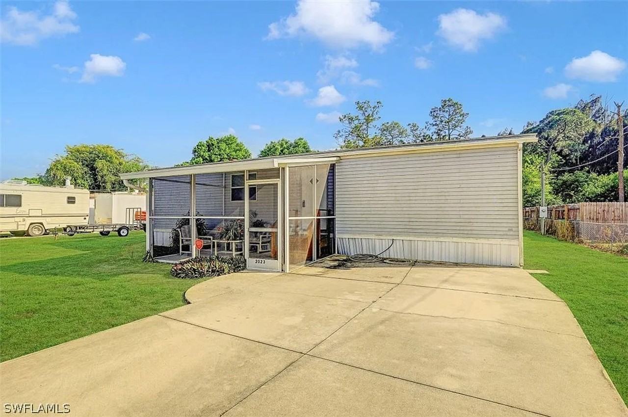 2023 Gish Ln - Photo 2 of 20