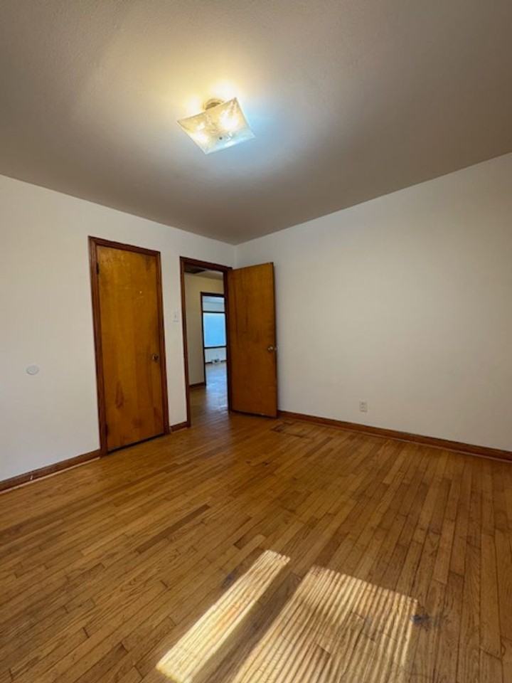 906 N Audubon Ave - Photo 7 of 8