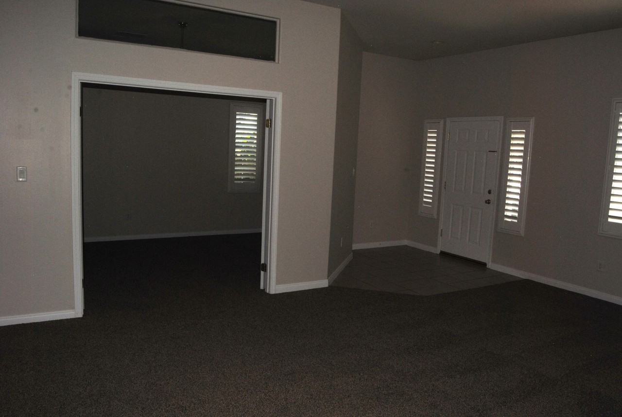 11130 Dawson Falls Ave - Photo 3 of 31