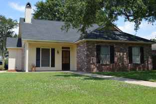 18611 Cherry Oak Dr - Photo 1 of 1
