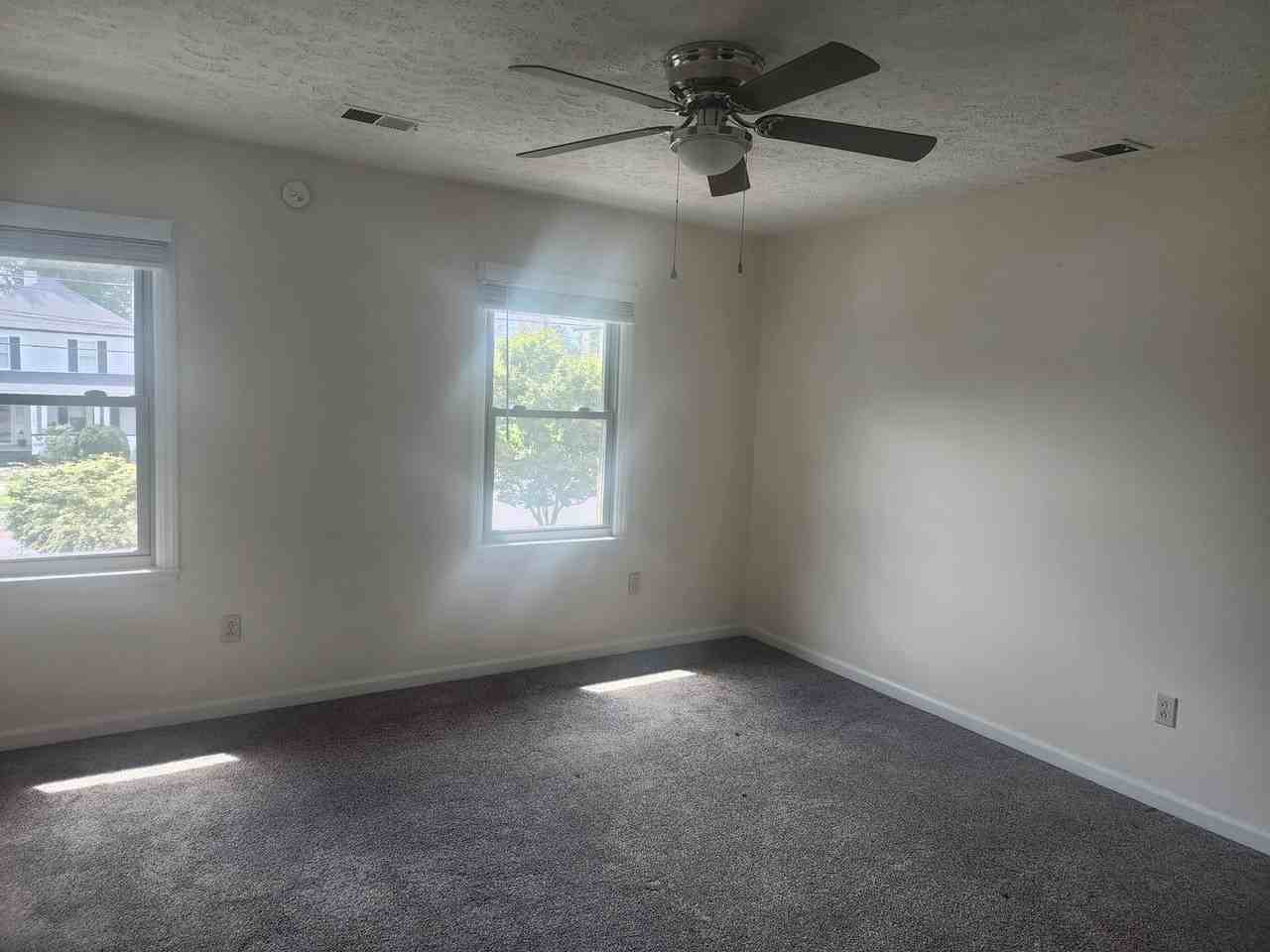 1810 N Main St - Photo 2 of 14