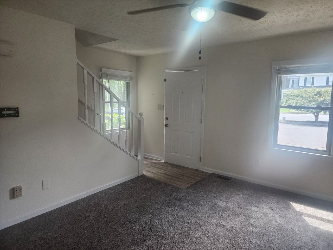 1810 N Main St - Photo 6 of 14