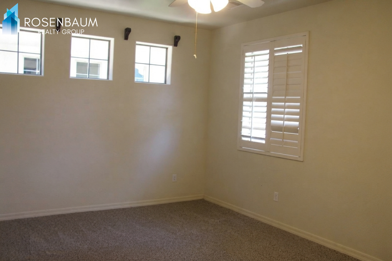 1263 Crown Ridge Dr - Photo 6 of 8