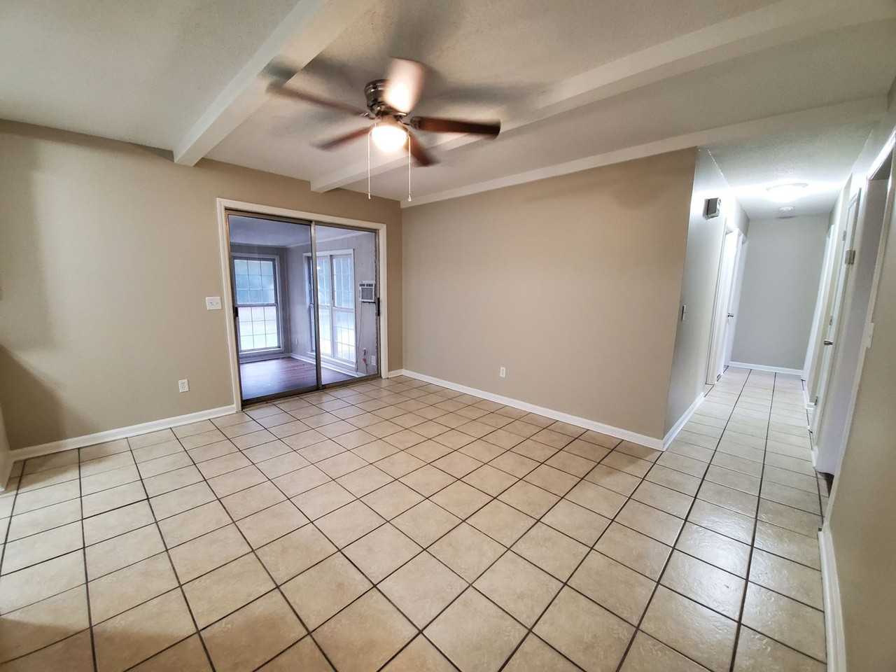 203 Wilburn Rd - Photo 6 of 35