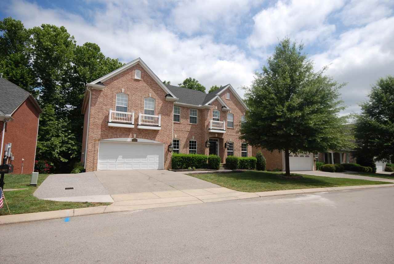 314 Forest Bend Dr - Photo 3 of 47