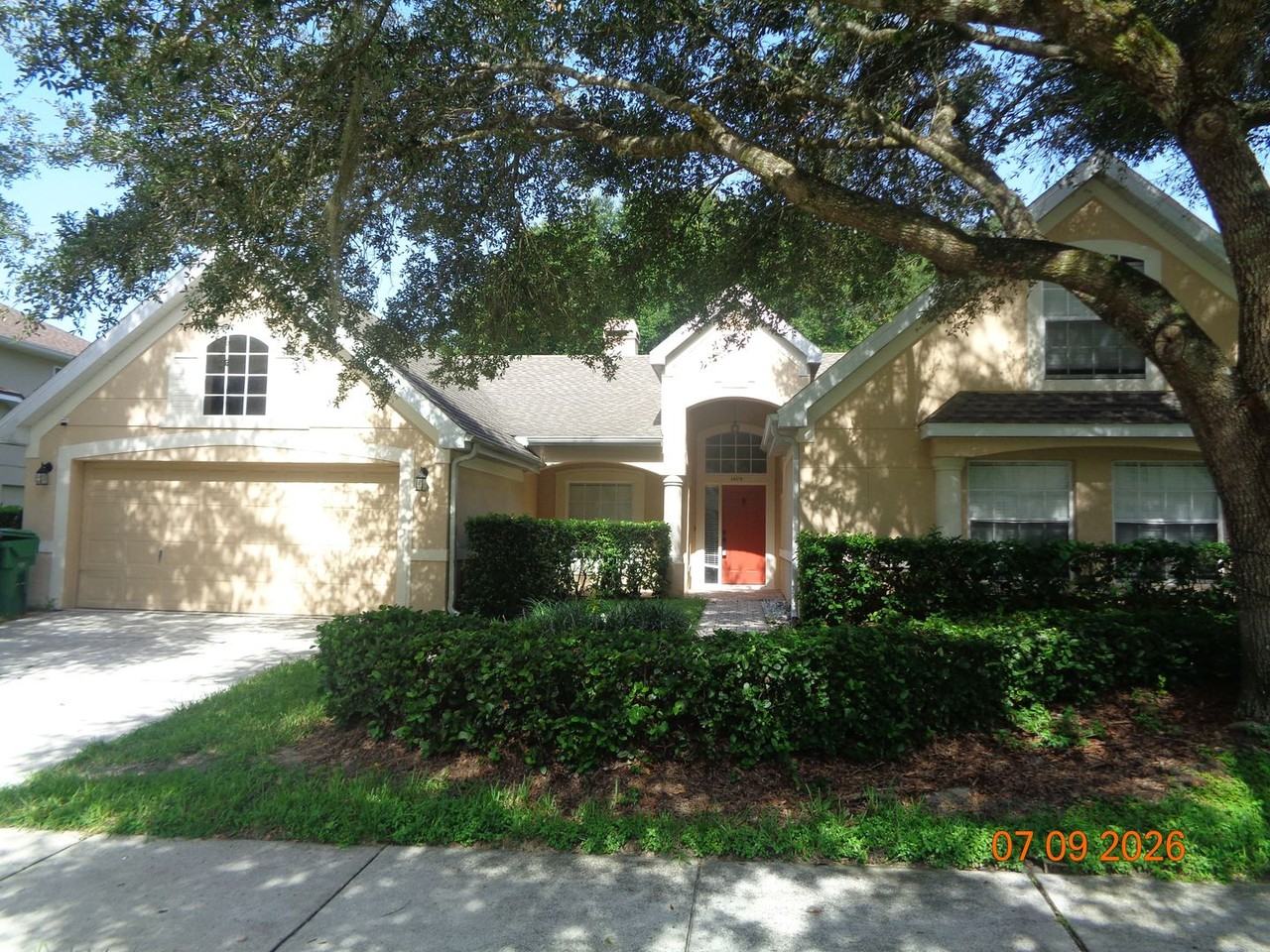 1409 Bent Oaks Blvd - Photo 2 of 42