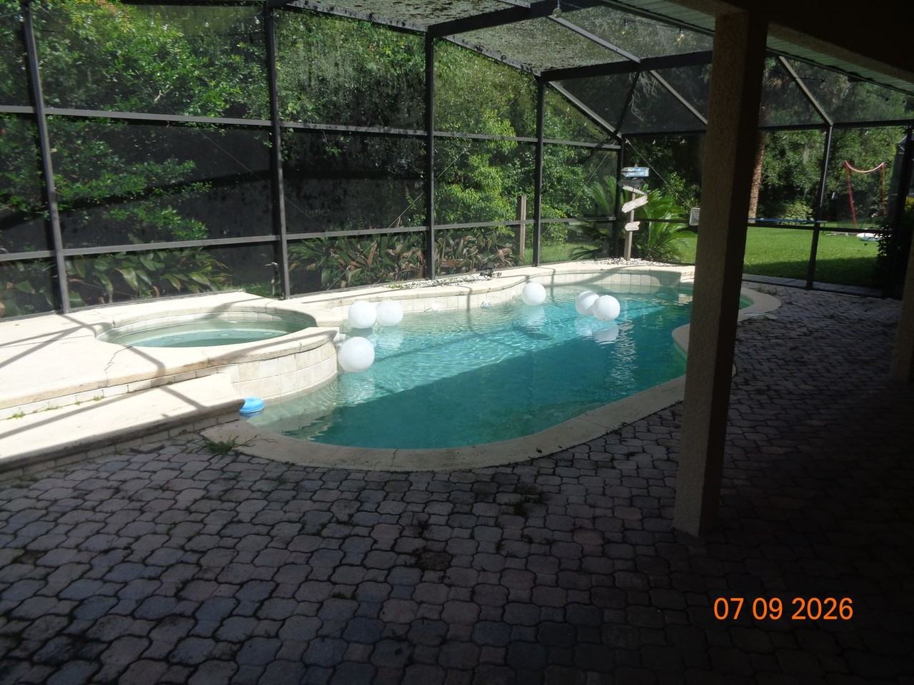 1409 Bent Oaks Blvd - Photo 6 of 42