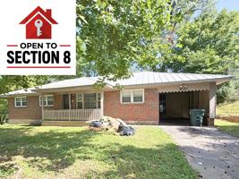 featured image of 1922 Coventry Dr