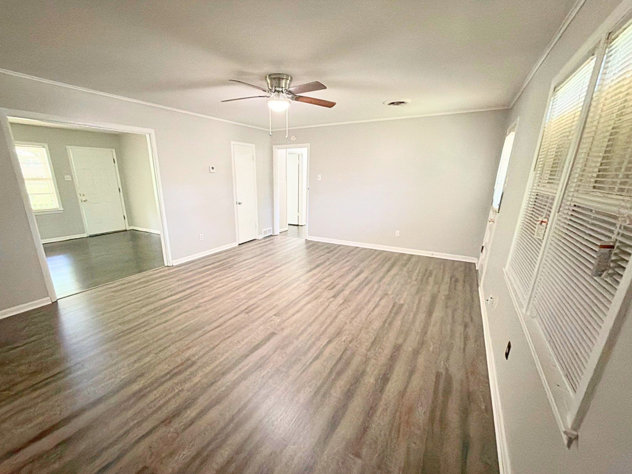1922 Coventry Dr - Photo 3 of 21