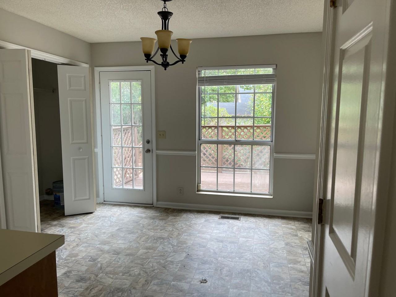 1812 Barnwell Ct - Photo 6 of 20