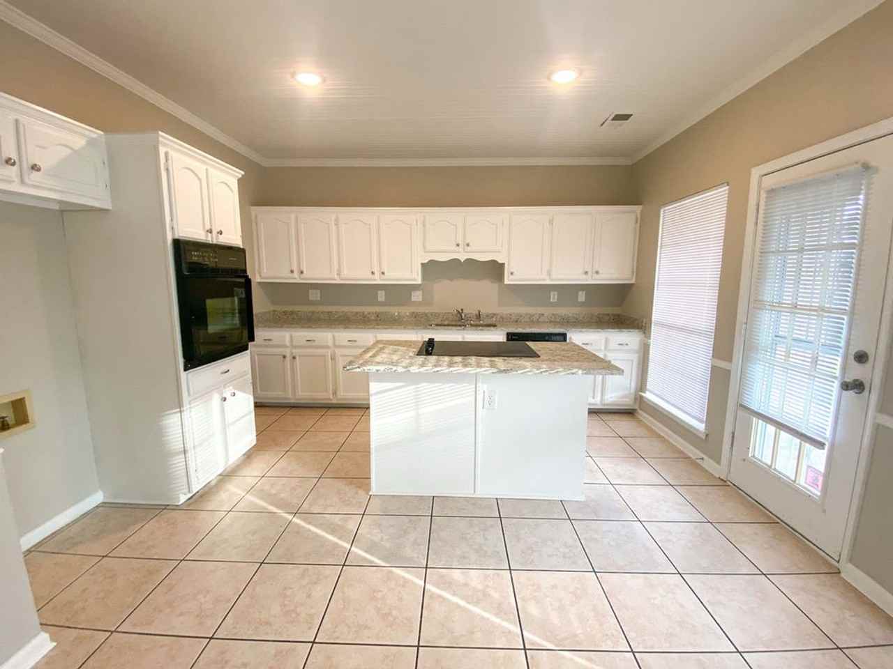 5561 Patsy Cir W - Photo 5 of 16