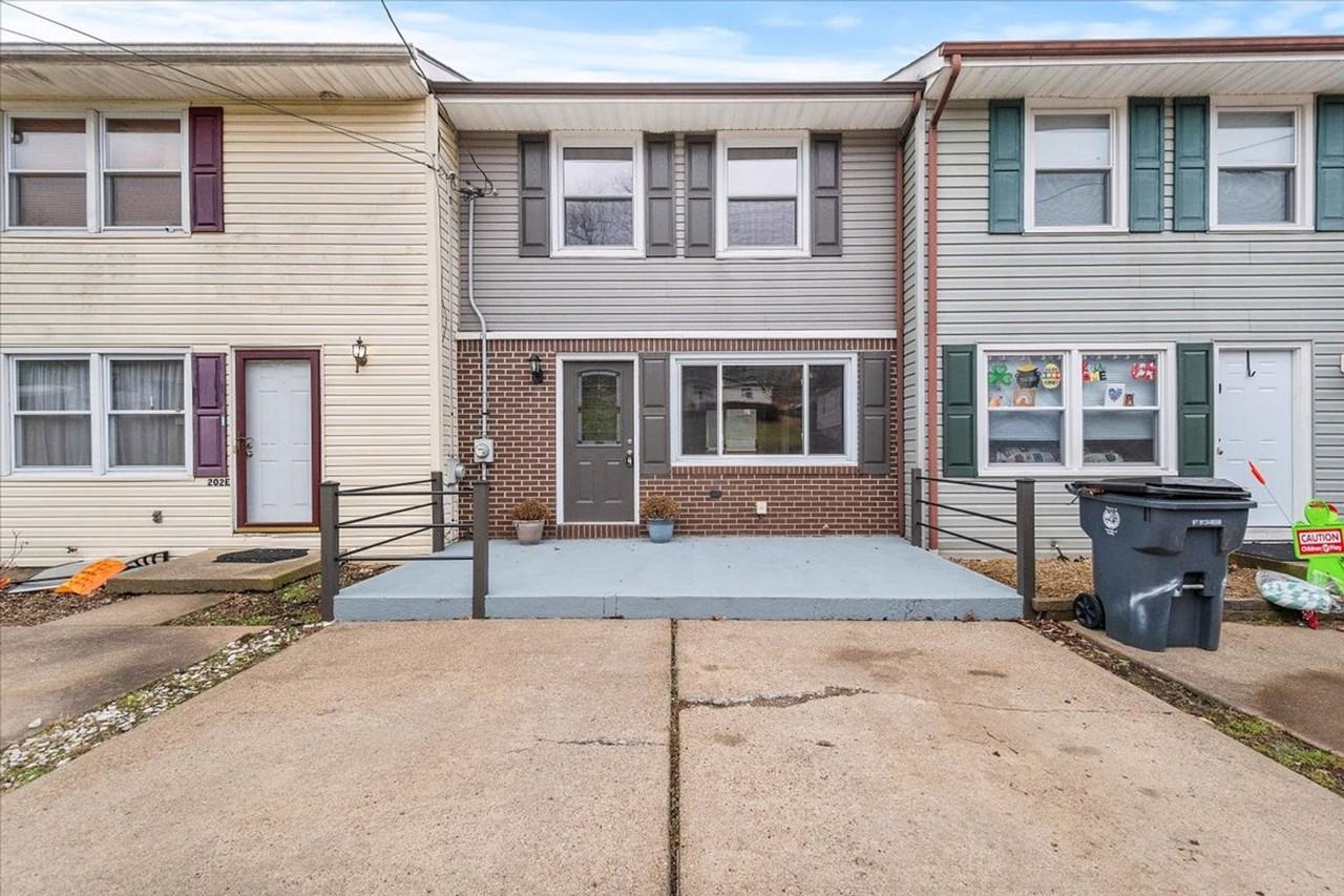 202 Stark Ave Unit D