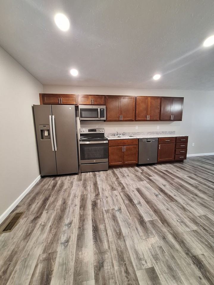 2425 2425 Taylor - 2425 Taylor #3 - Photo 4 of 14