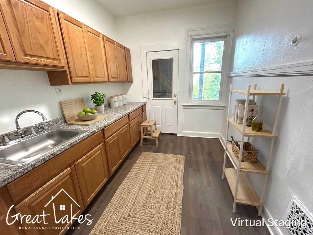 2544 Cadillac Blvd #1 - Photo 4 of 13