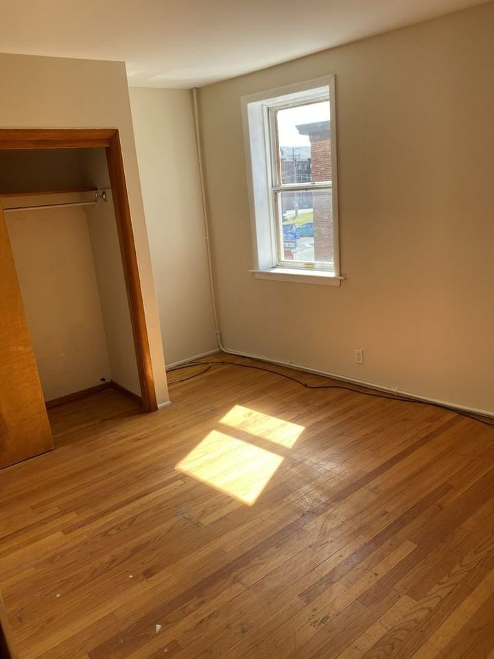 27 Olmstead St #2 - Photo 3 of 6