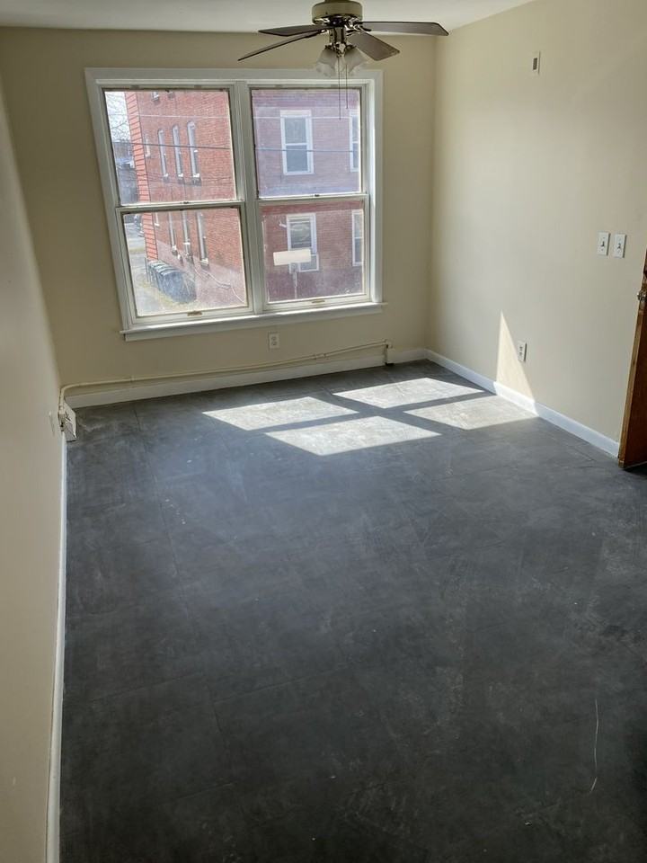 27 Olmstead St #2 - Photo 5 of 6