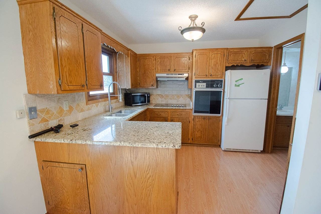 1808 42nd St Nw - Photo 4 of 19