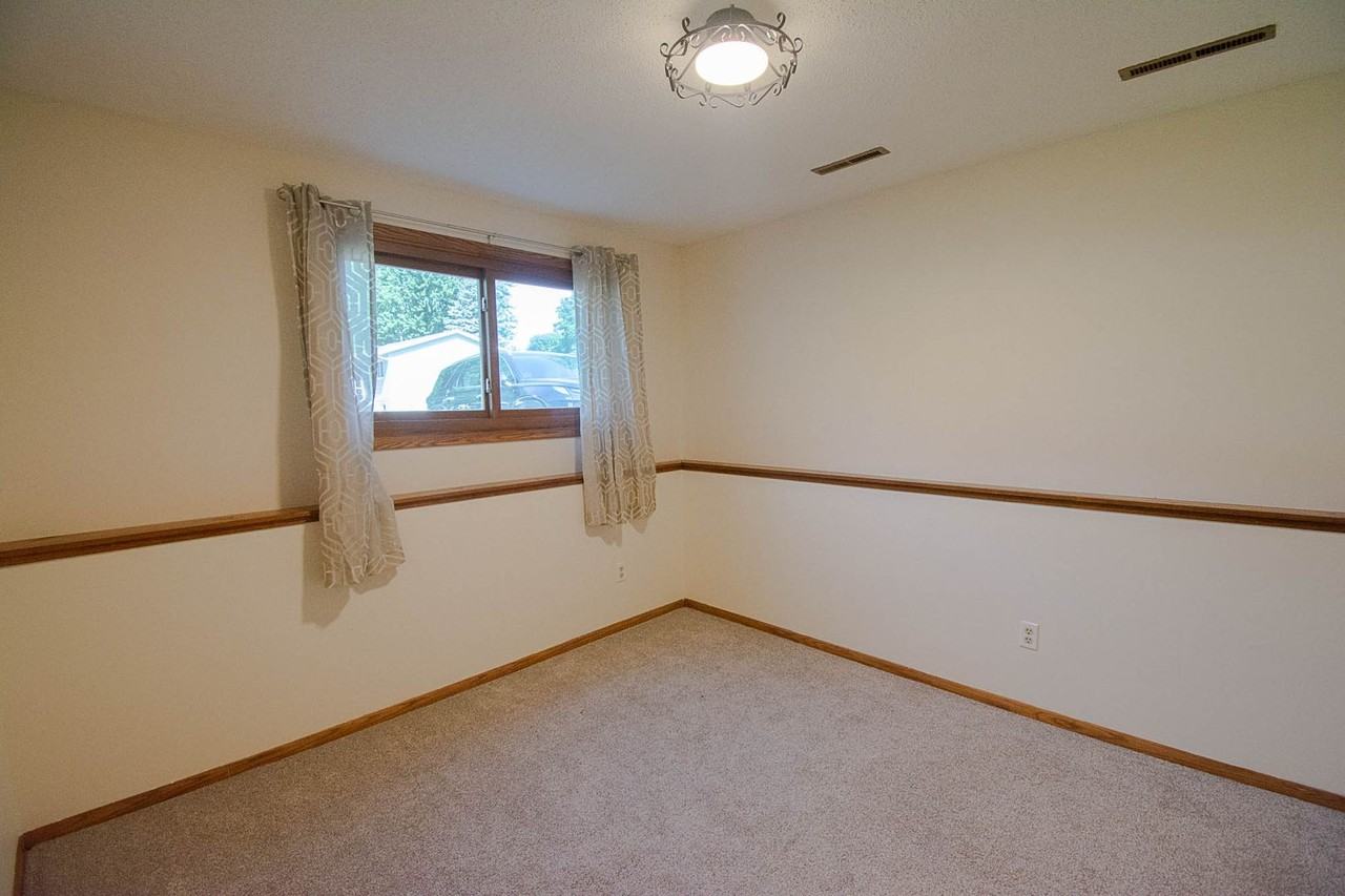 1808 42nd St Nw - Photo 7 of 19