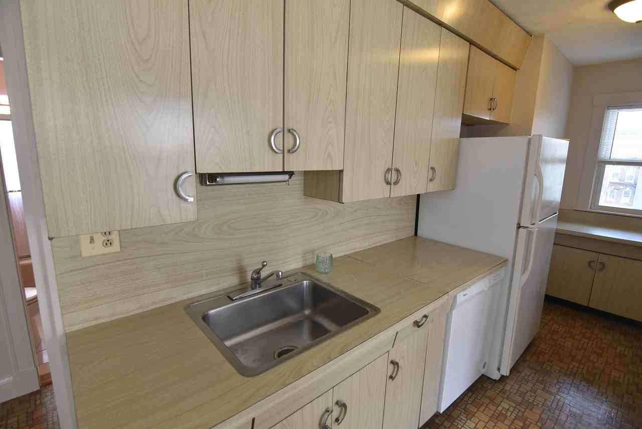 82 Euston Rd #3 - Photo 6 of 14