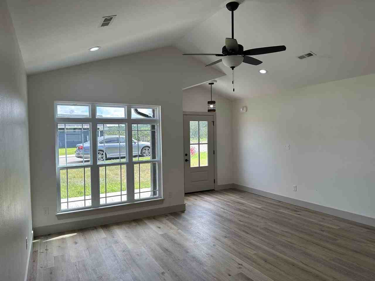 126 Page St - Photo 2 of 46